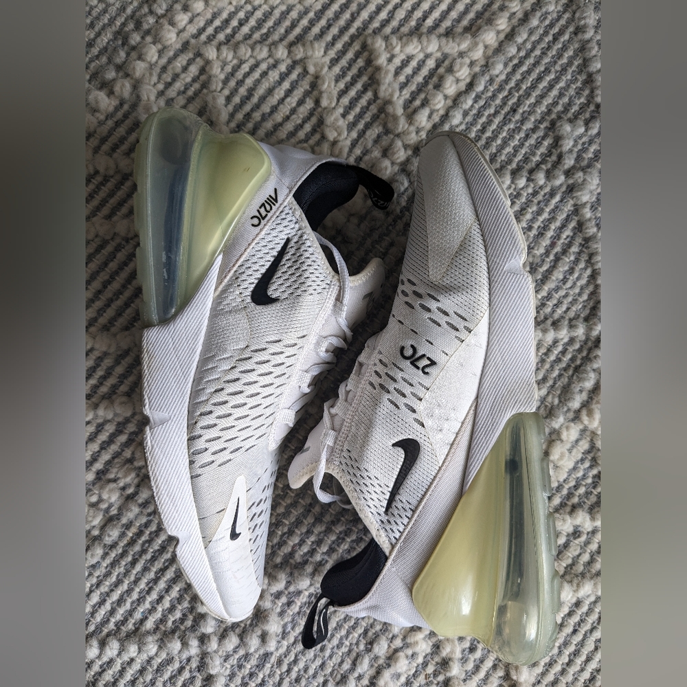Nike Air Max 270 Men's size 9.5